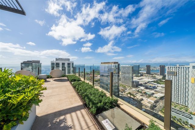 987 Queen Street 621, Honolulu, HI 96813