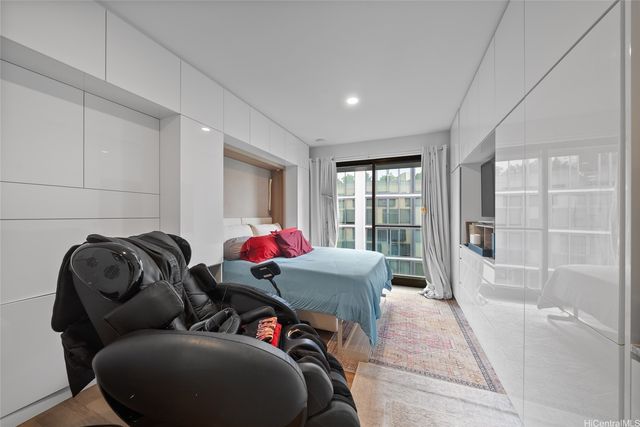 987 Queen Street 621, Honolulu, HI 96813