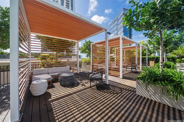 987 Queen Street 621, Honolulu, HI 96813