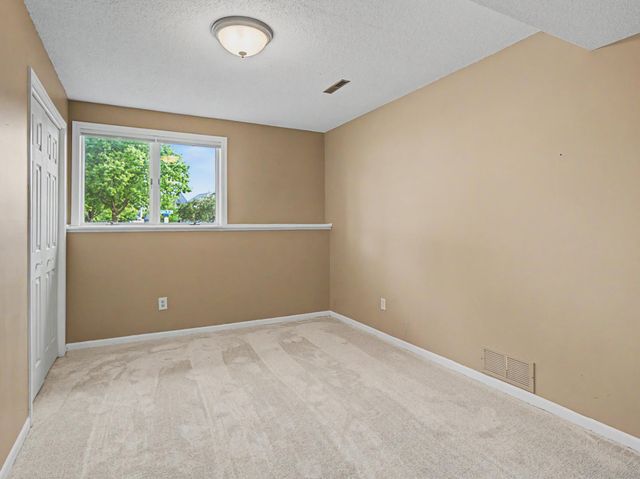 2638 Westview Lane NW, Rochester, MN 55901