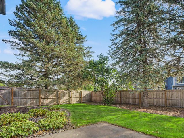 2638 Westview Lane NW, Rochester, MN 55901