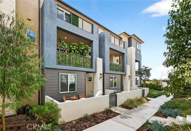 132 Abacus, Irvine, CA 92618