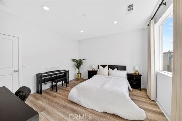 132 Abacus, Irvine, CA 92618