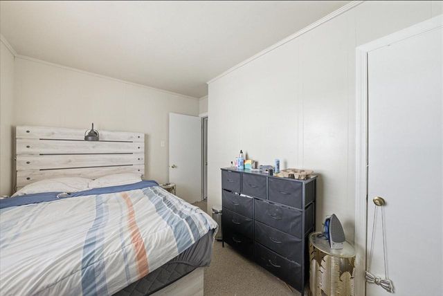 5817 N Teutonia AVENUE, Milwaukee, WI 53209