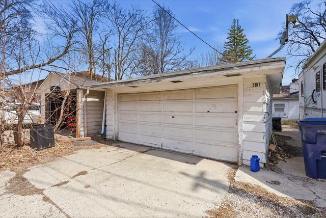 5817 N Teutonia AVENUE, Milwaukee, WI 53209