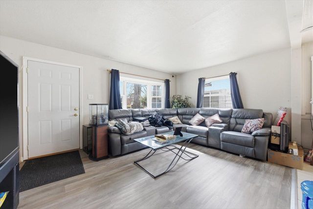 5817 N Teutonia AVENUE, Milwaukee, WI 53209