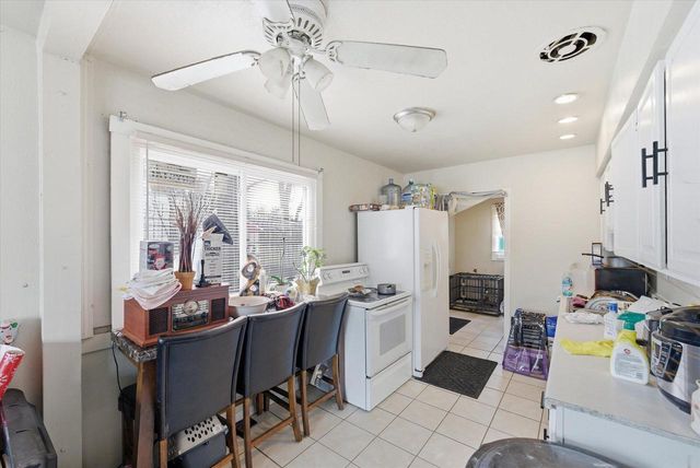 5817 N Teutonia AVENUE, Milwaukee, WI 53209