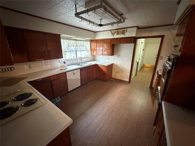 1609 Leggett Drive, Galena Park, TX 77547