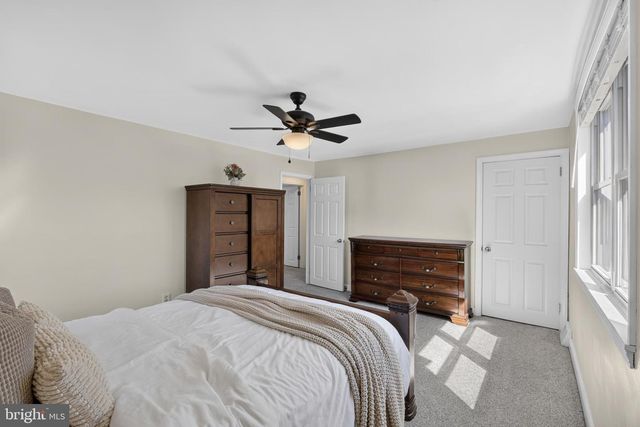 816 NAYLORS RUN RD, Havertown, PA 19083
