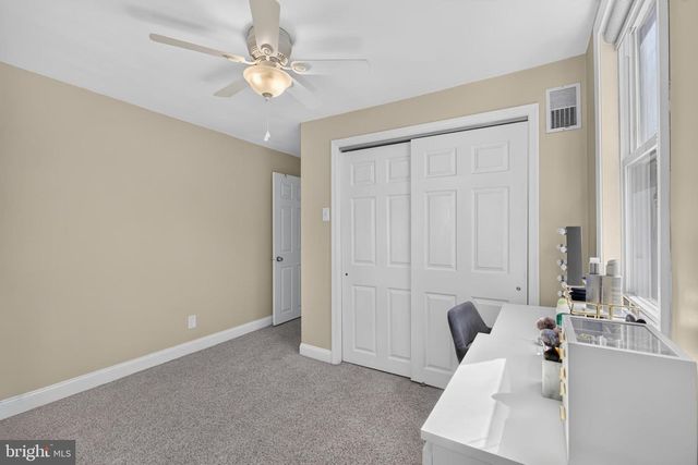 816 NAYLORS RUN RD, Havertown, PA 19083