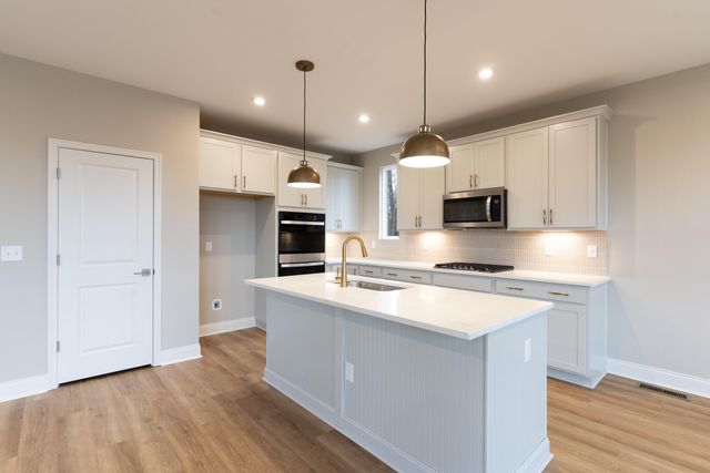 5894 Stillwater Lane, Burlington, KY 41005