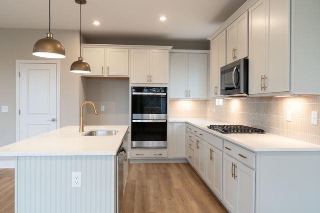 5894 Stillwater Lane, Burlington, KY 41005