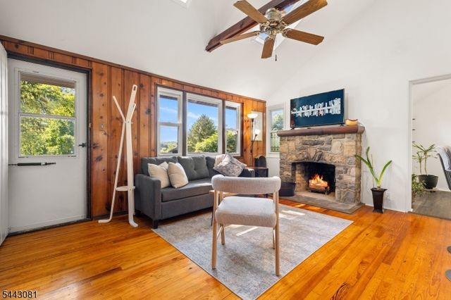 2217 Lakeside Drive West, Vernon Twp., NJ 07422