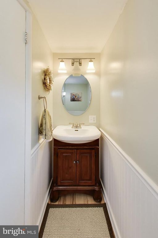 Image 24 of property listing at 2808 BERWICK AVE, Baltimore, MD 21234