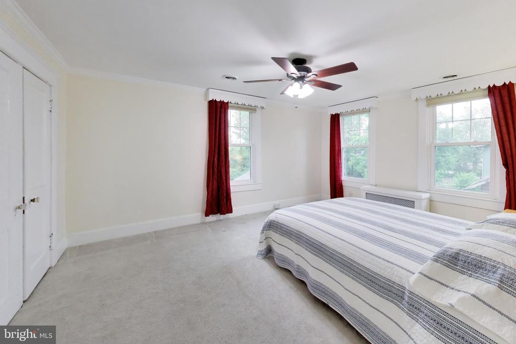 Image 31 of property listing at 2808 BERWICK AVE, Baltimore, MD 21234