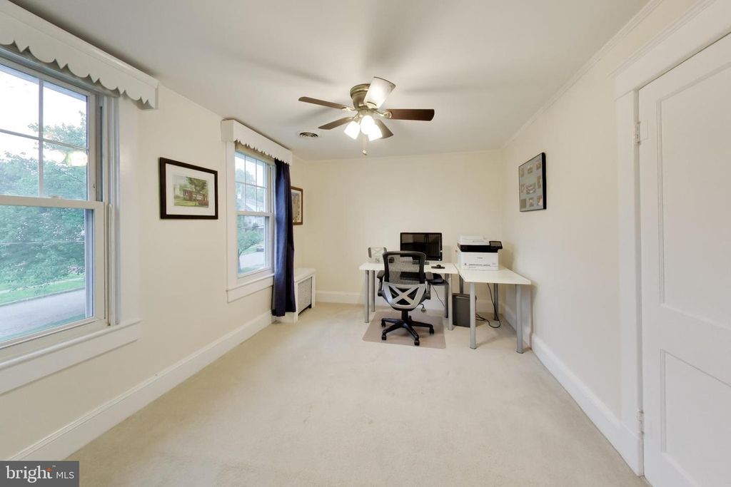 Image 34 of property listing at 2808 BERWICK AVE, Baltimore, MD 21234