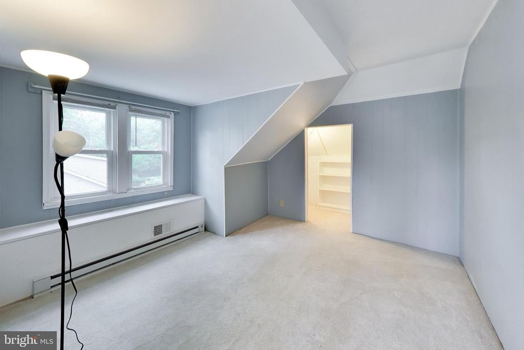 Image 42 of property listing at 2808 BERWICK AVE, Baltimore, MD 21234