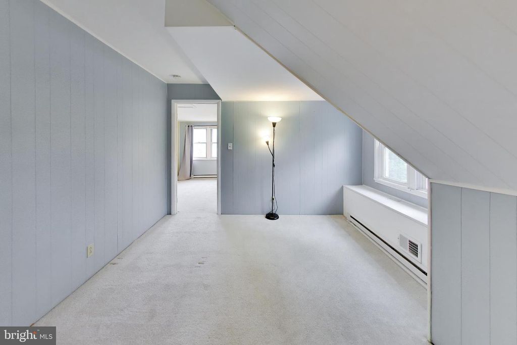 Image 43 of property listing at 2808 BERWICK AVE, Baltimore, MD 21234