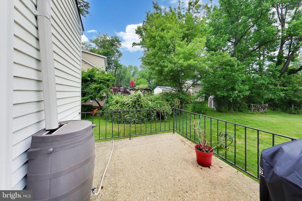 Image 45 of property listing at 2808 BERWICK AVE, Baltimore, MD 21234