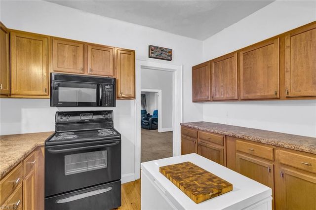 1004 Mayfield AVE, Chesapeake, VA 23324