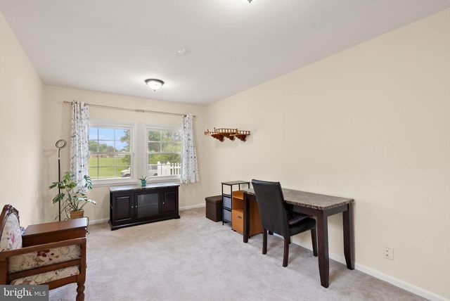 514 W NETTLE TREE RD, Sterling, VA 20164