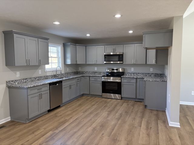 2260 Collier Road, Cornersville, TN 37047