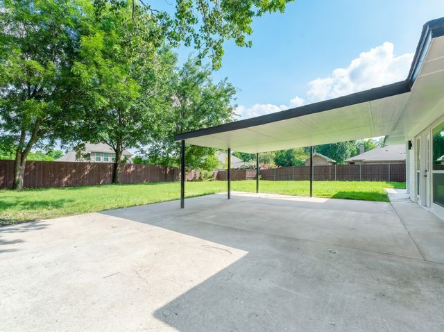 925 Lake North Road, Rowlett, TX 75089