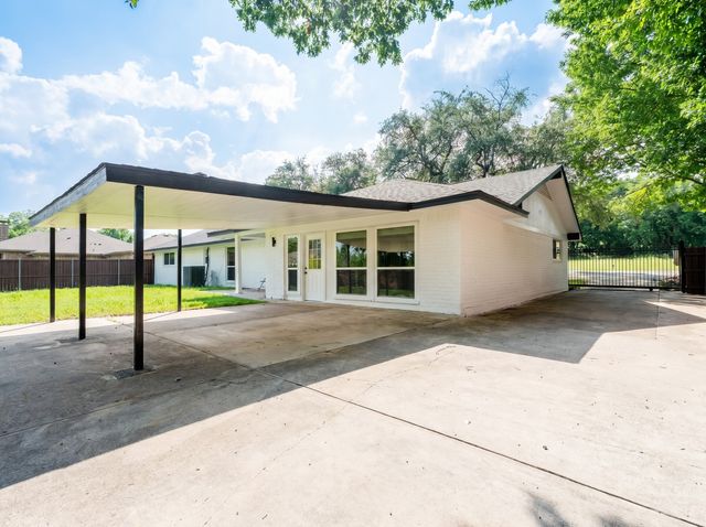 925 Lake North Road, Rowlett, TX 75089