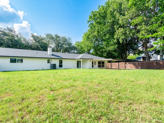 925 Lake North Road, Rowlett, TX 75089