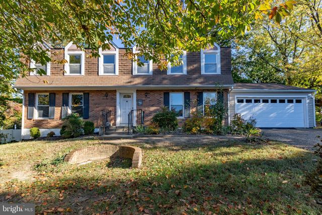 105 SPRINGWOOD DR, Fredericksburg, VA 22401