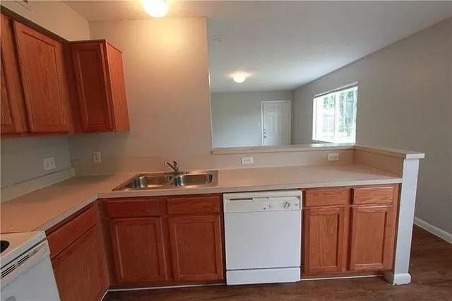 7206 Twin Crest DR 102, Austin, TX 78752