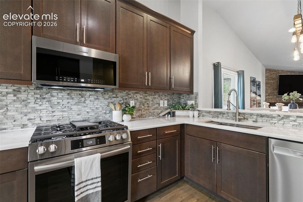 6840 Mustang Rim Drive, Colorado Springs, CO 80923 — photo 5