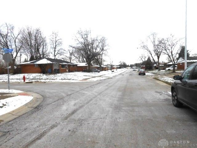 7999 Blackshear Drive, Dayton, OH 45424