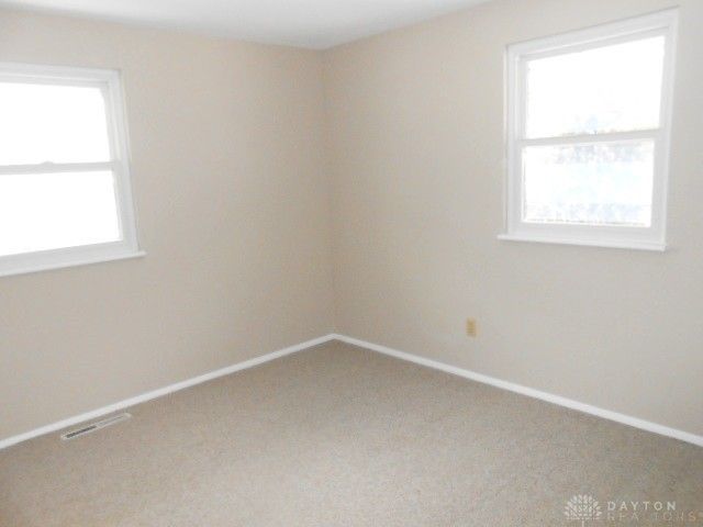 7999 Blackshear Drive, Dayton, OH 45424