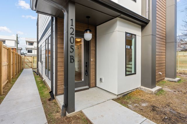 1205B 14th Ave, S, Nashville, TN 37212