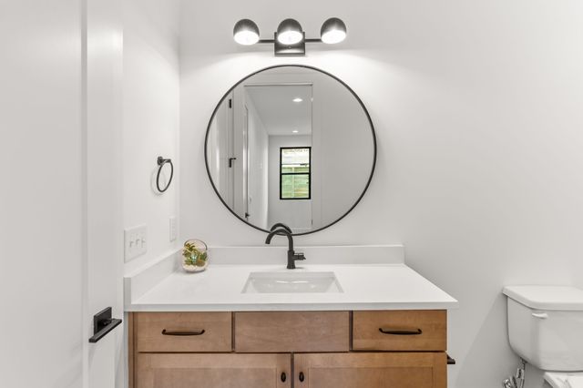 1205B 14th Ave, S, Nashville, TN 37212