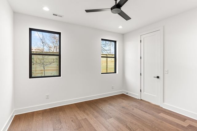1205B 14th Ave, S, Nashville, TN 37212