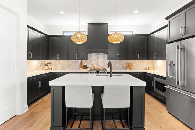 1205B 14th Ave, S, Nashville, TN 37212