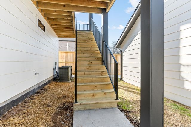 1205B 14th Ave, S, Nashville, TN 37212