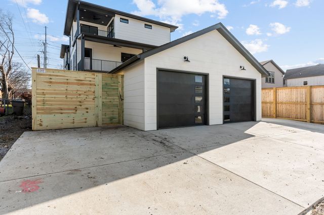 1205B 14th Ave, S, Nashville, TN 37212