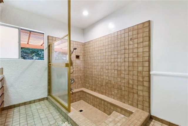 22046 Parthenia Street, West Hills, CA 91304