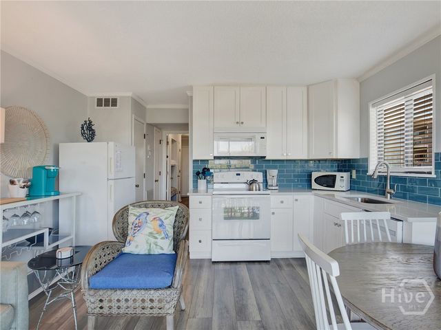 1217 Bay Street 208B, Tybee Island, GA 31328