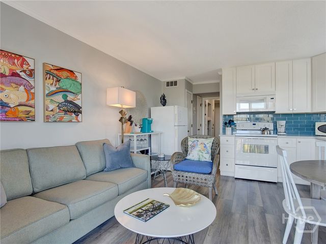 1217 Bay Street 208B, Tybee Island, GA 31328