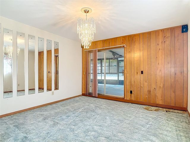 730 W UNIVERSITY AVENUE, Deland, FL 32720