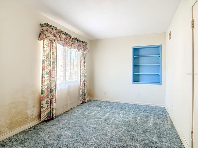 730 W UNIVERSITY AVENUE, Deland, FL 32720