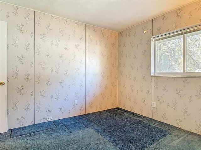 730 W UNIVERSITY AVENUE, Deland, FL 32720