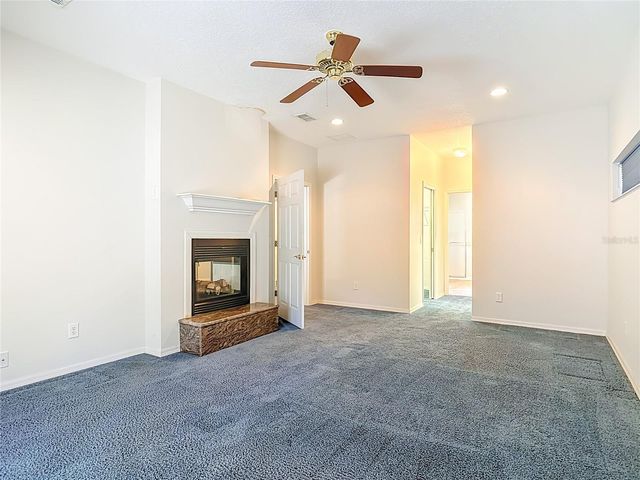 730 W UNIVERSITY AVENUE, Deland, FL 32720