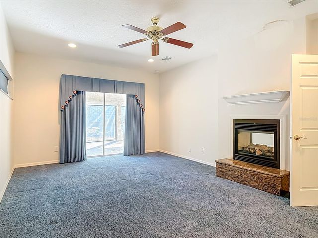 730 W UNIVERSITY AVENUE, Deland, FL 32720