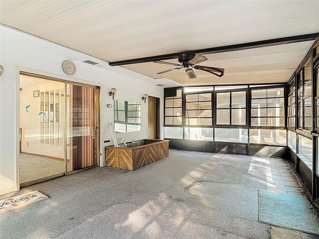 730 W UNIVERSITY AVENUE, Deland, FL 32720