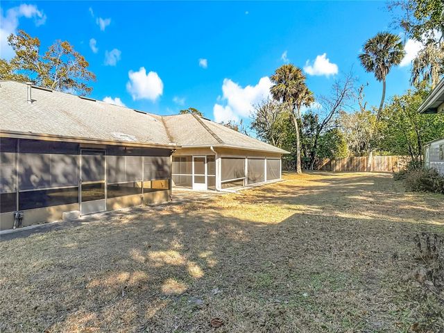 730 W UNIVERSITY AVENUE, Deland, FL 32720